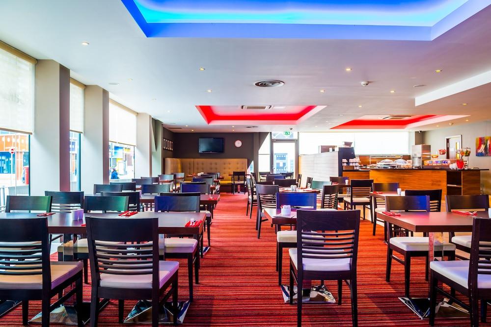 Ramada Encore Leicester City Centre Екстериор снимка