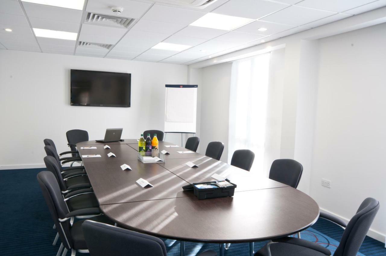 Ramada Encore Leicester City Centre Екстериор снимка